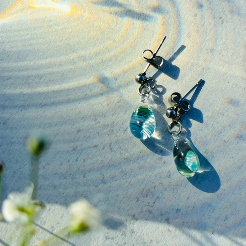 ガラスアクセサリー shizuku ピアス – iriser - イリゼ - オンラインストア