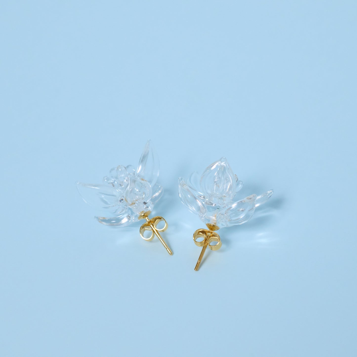 ミズアオイ ピアス