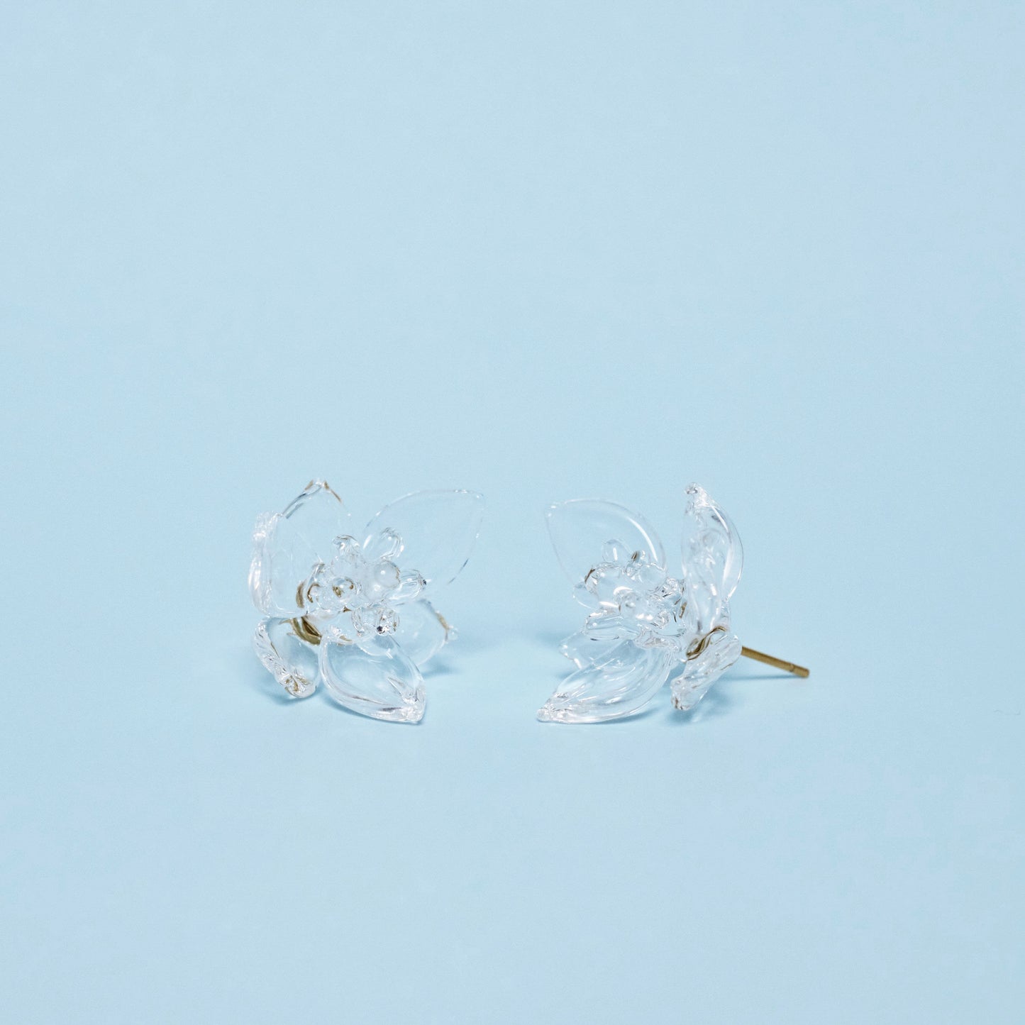 ミズアオイ ピアス