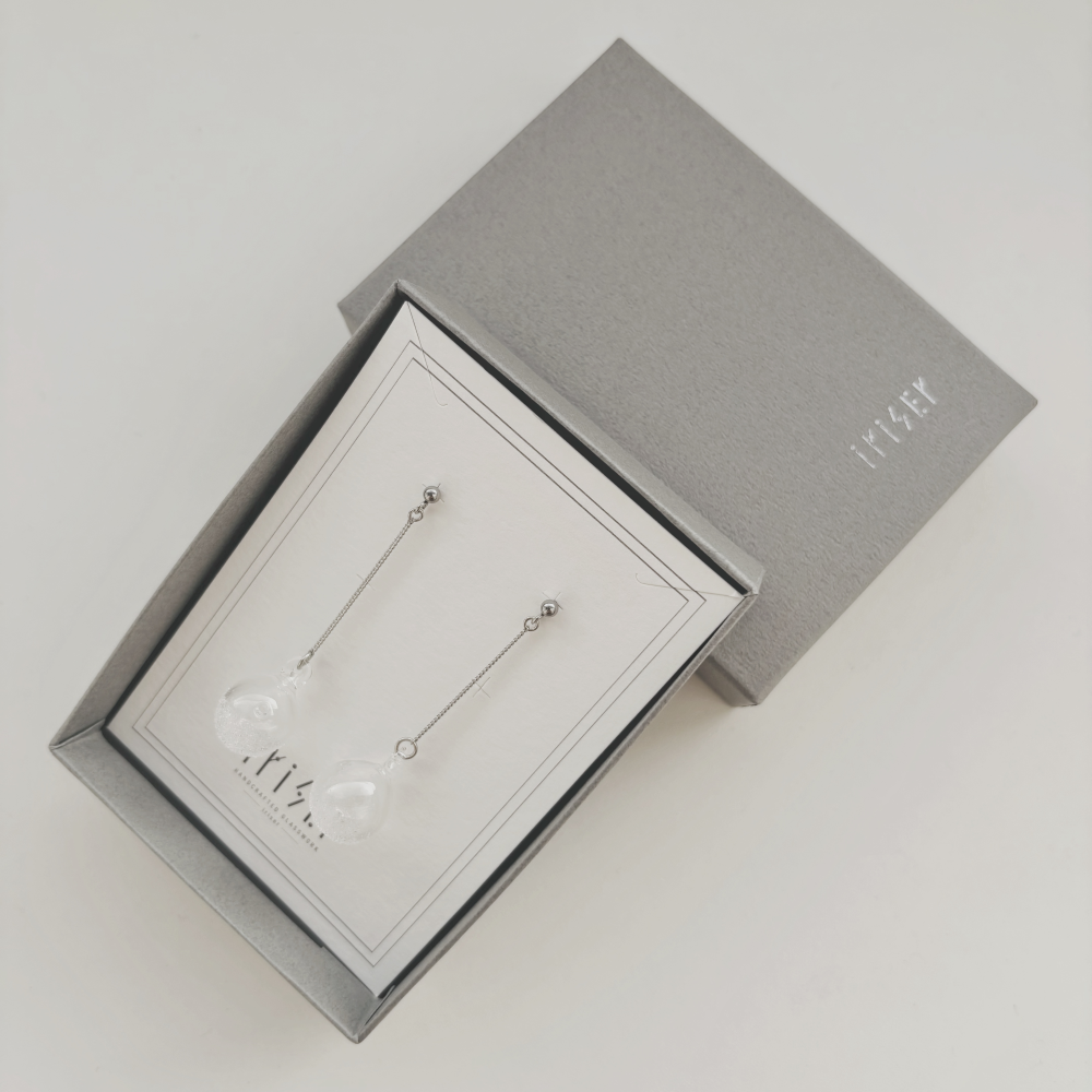 コロン　ピアス(金具シルバーVer.)