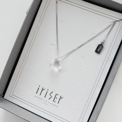 ハート　クリア　ネックレス(金具シルバーVer.)