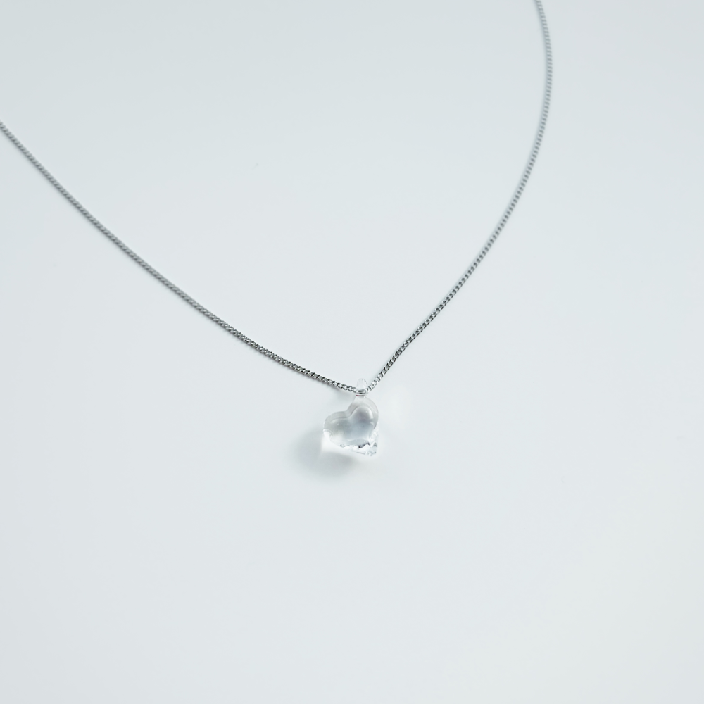 ハート　クリア　ネックレス・ピアスセット（金具シルバー）