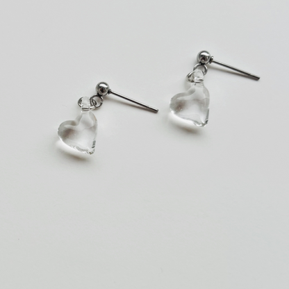 ハート　クリア　ネックレス・ピアスセット（金具シルバー）