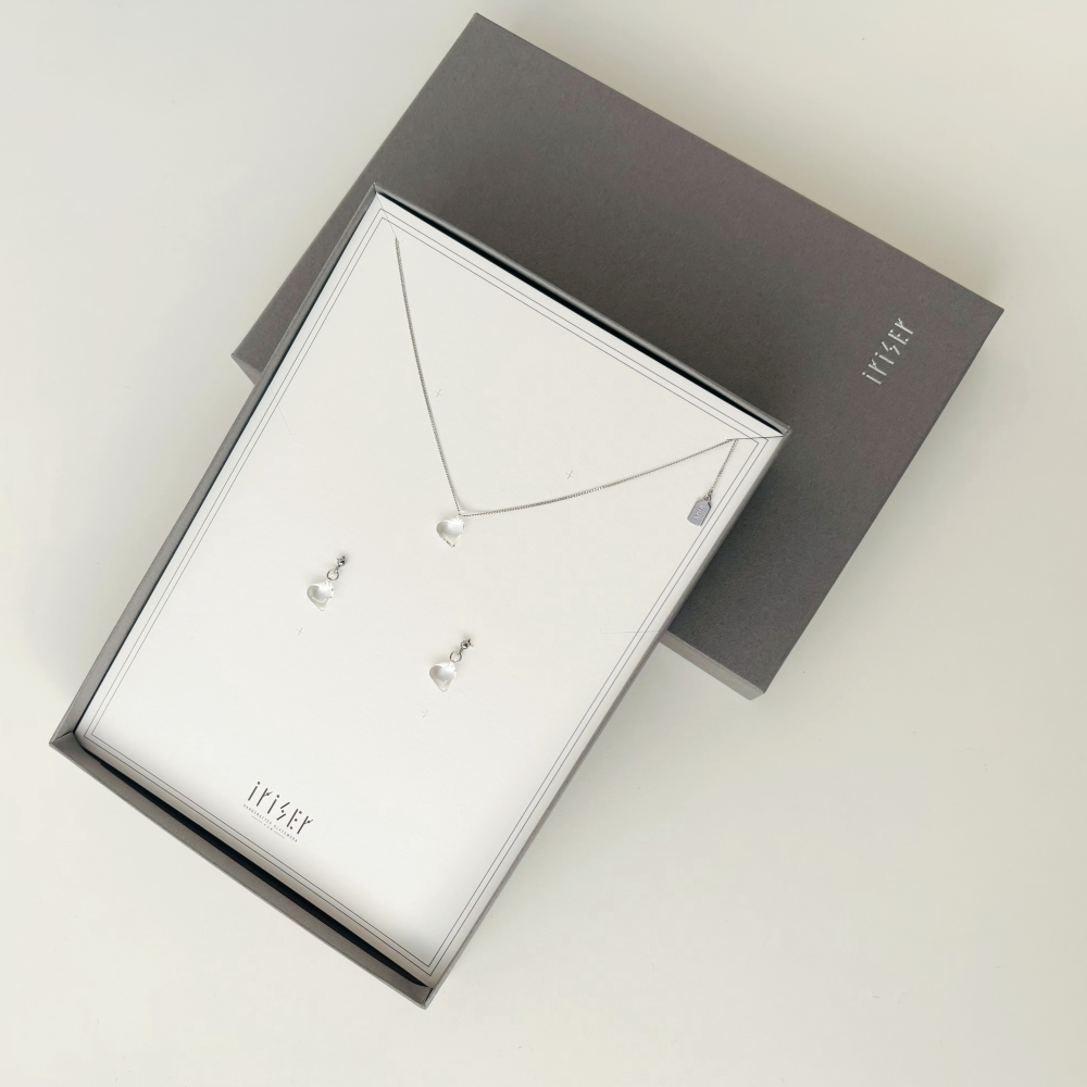 ハート　クリア　ネックレス・ピアスセット（金具シルバー）