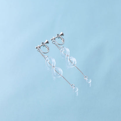 アンフィニ　クリア　イヤリング