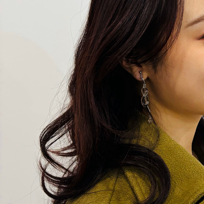 アンフィニ　クリア　イヤリング