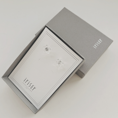 おだかうめ　ピアス(金具シルバーVer.)