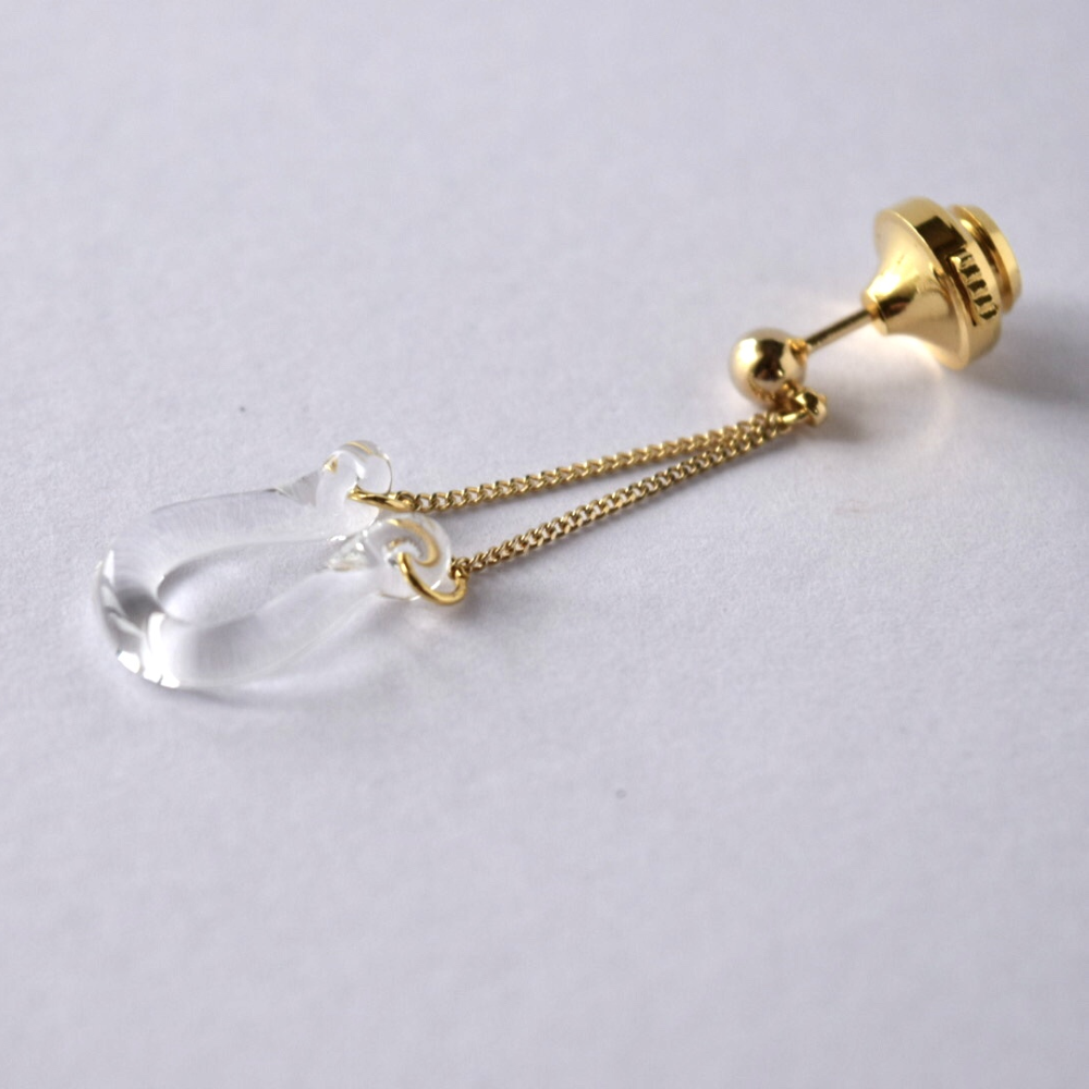 ていてつ　ピンブローチ