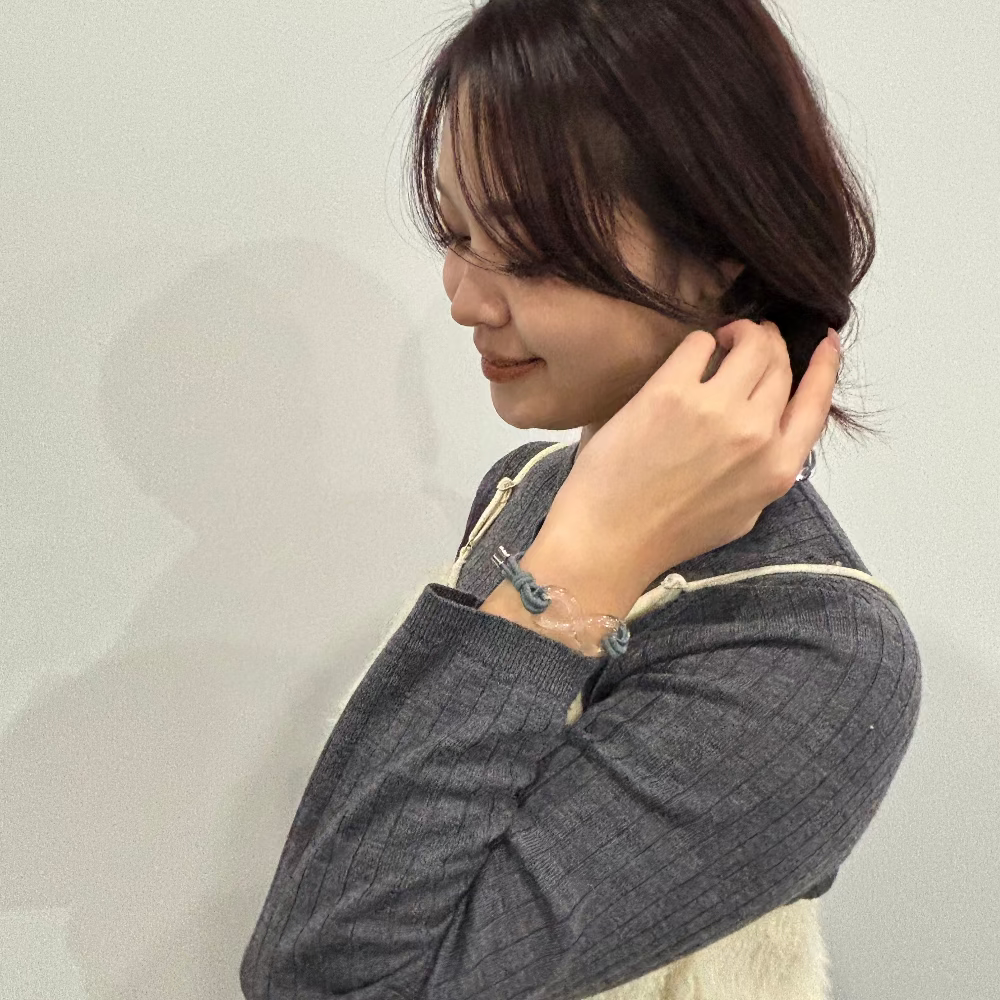 アンフィニ　クリア　ヘアゴム