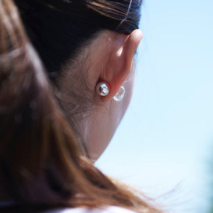 Gensekiピアス バックスタイルが特徴