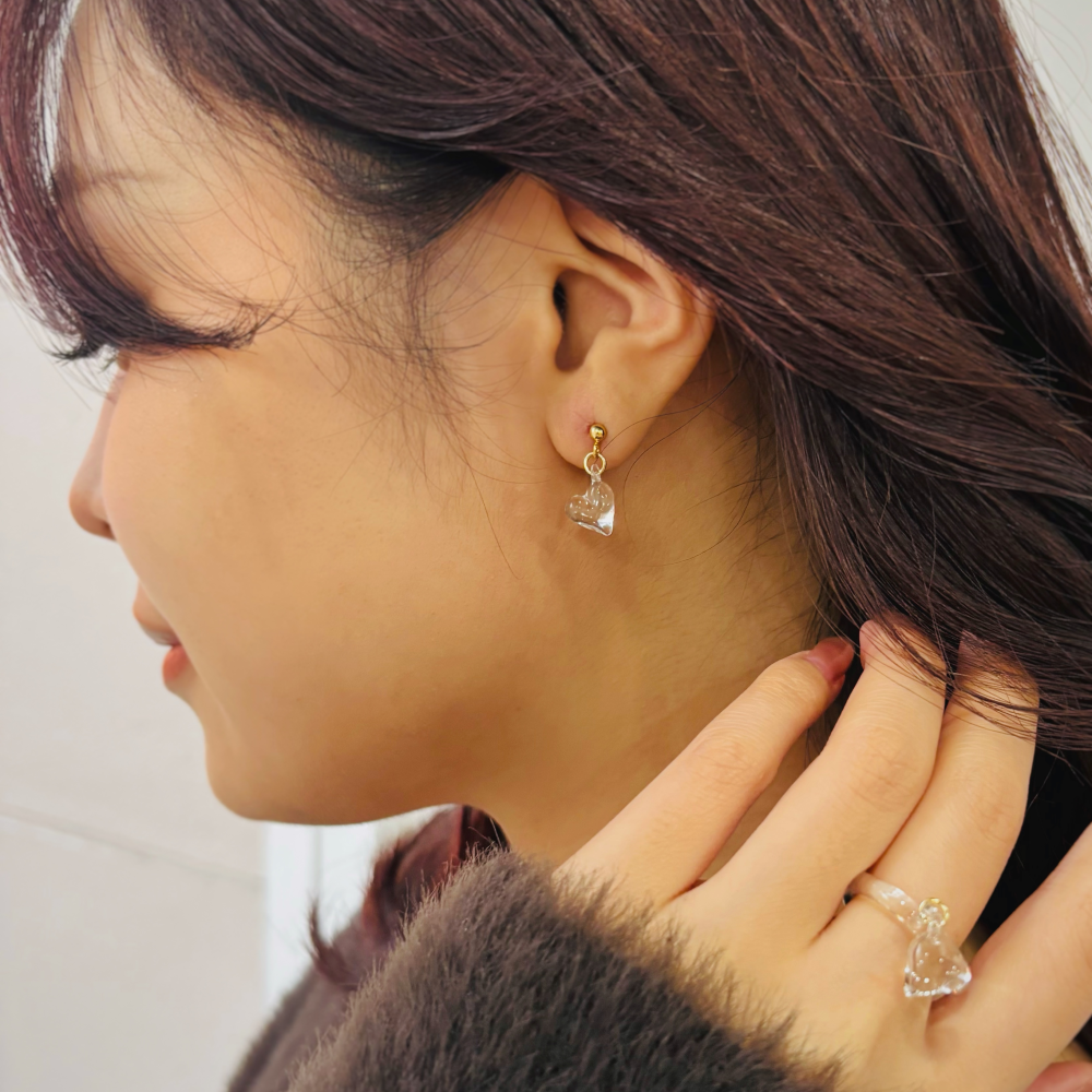 ガラスアクセサリー ハート クリア ピアス – iriser - イリゼ ガラスアクセサリー ハート クリア ピアス – iriser - イリゼ