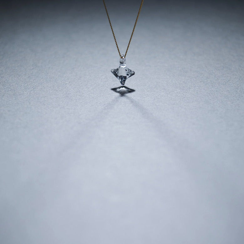 Hikari　ネックレス