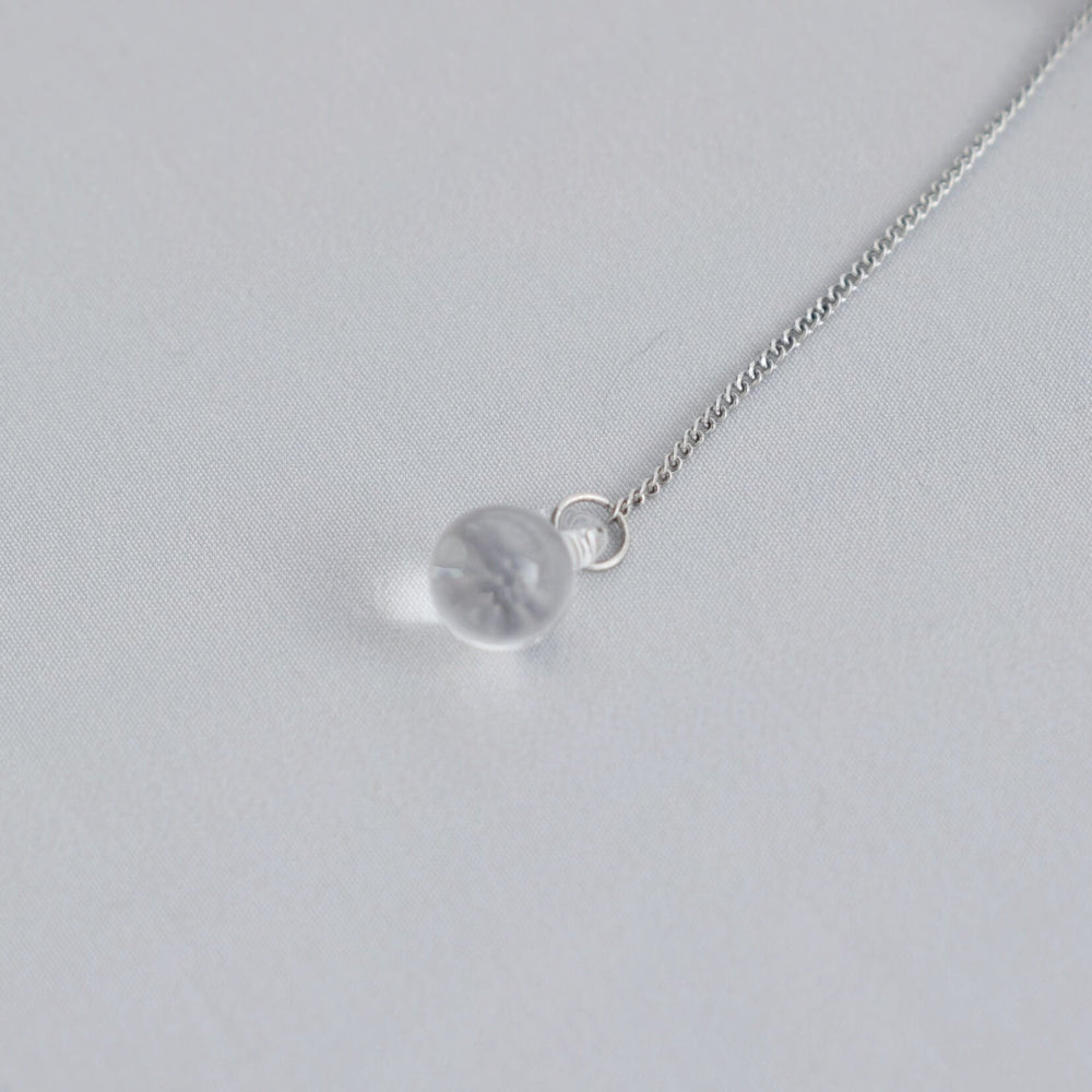 アンフィニ　クリア　ネックレス